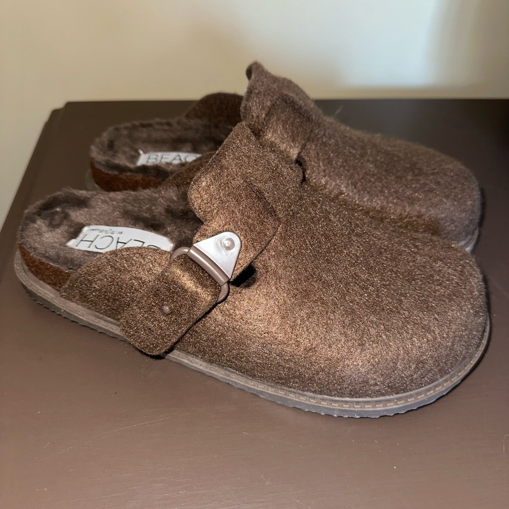 Comfortable Brown Wool Clog Mules with Buckle